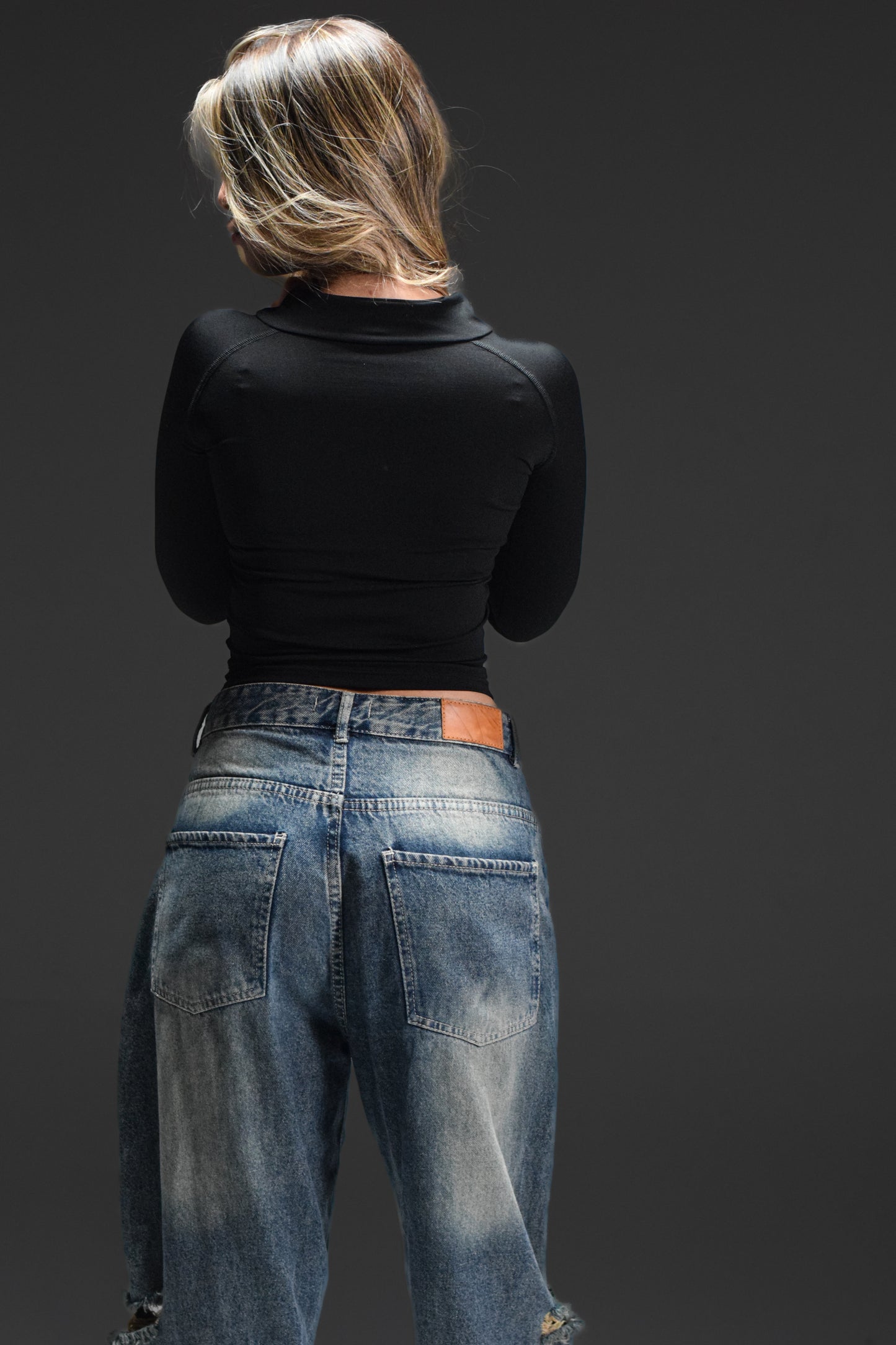 Black Long-sleeved top